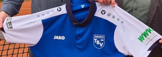 Neue Trikots gesponsort von Patrick Mayer und der WWK Versicherung